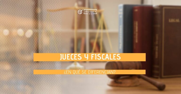 Imagen genérica de un despacho judicial con mazo de justicia, balanza y tomos de temas legales para acompañar un post en el que se analizan las diferencias entre jueces y fiscales