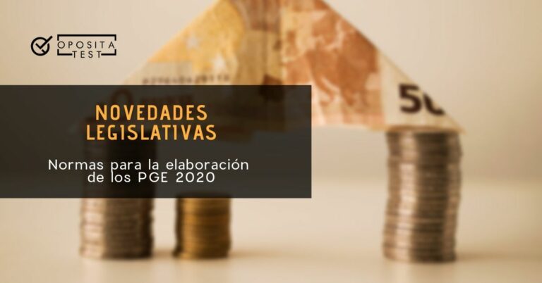 Imagen gen茅rica de billetes y monedas de la zona euro para acompa帽ar un post sobre las normas para la elaboraci贸n de los PGE 2020