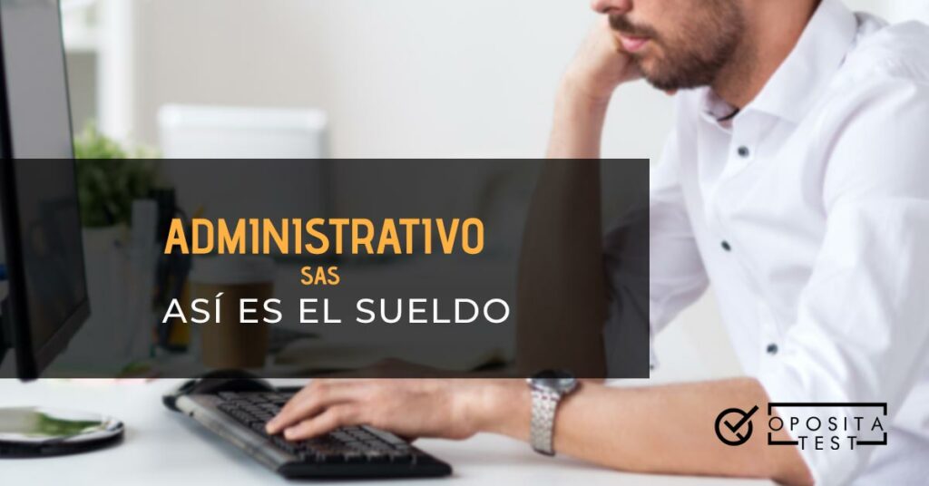 Hombre tecleando con una mano y con la cabeza apoyada en la otra. Toda la imagen está fuera de foco. Se usa para ilustrar una entrada del sueldo de administrativo del SAS.