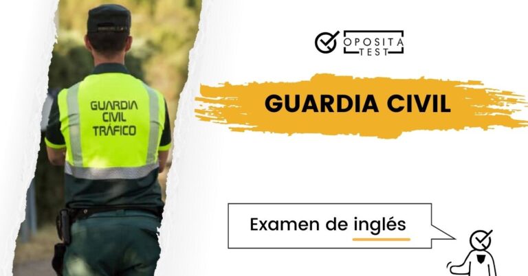 Imagen de Guardia Civil de Tráfico de espaldas a la cámara en uniforme para acompañar una entrada en la que se analiza cómo es el examen de inglés de la oposición a la Guardia Civil en España