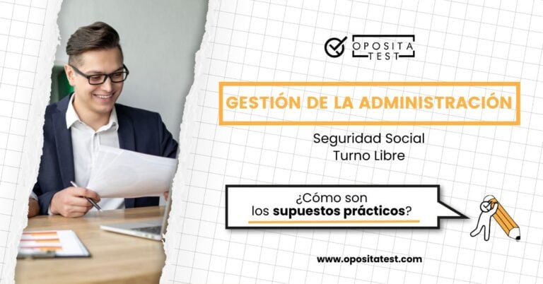 Imagen de un hombre con gafas sonriendo trabajando delante de un ordenador portátil para acompañar una entrada del blog de oposiciones de OpositaTest, en la que se explica cómo son los supuestos prácticos de Gestión de la Administración de la Seguridad Social por Turno Libre.