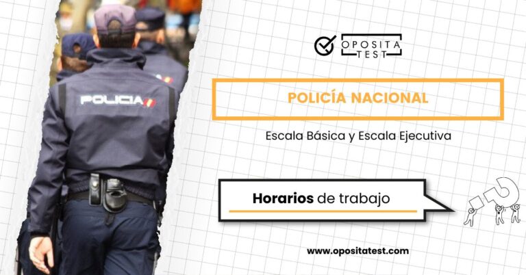 Imagen de varios miembros de la Policía Nacional en uniforme de espaldas a la cámara para acompañar una entrada en la que se analiza cuáles son los horarios y turnos de trabajo en la Escala Básica de la Policía Nacional