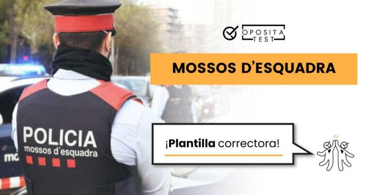 Imagen de un Mosso d'Esquadra de espaldas para acompañar una entrada con toda la información sobre las plantillas correctoras del examen de Mossos.