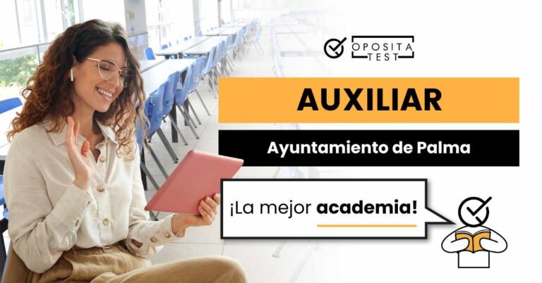 Imagen de una persona joven y jovial realizando una vídeollamada en una tablet para acompañar una entrada en la que se analiza cuál es la mejor academia de oposiciones para Auxiliar Administrativo del Ayuntamiento de Palma de Mallorca