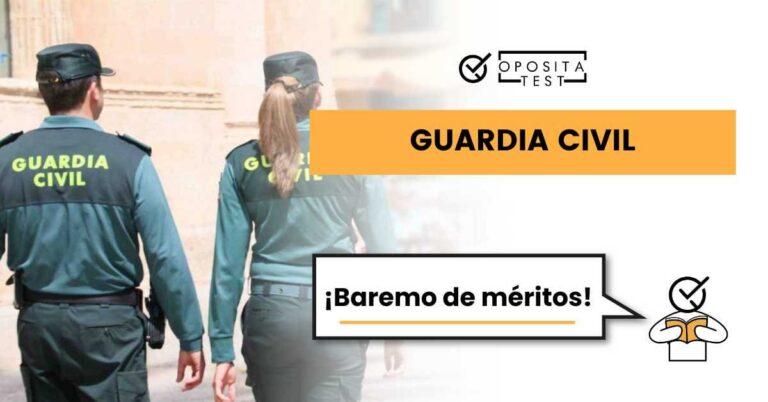 Imagen de profesionales de la Guardia Civil en uniforme en formación durante evento formal para acompañar una entrada en la que se analiza cuál es el baremo de méritos en la fase de concurso de la oposición a Guardia Civil