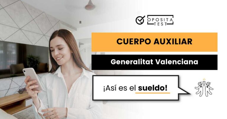 Imagen de persona joven usando teléfono inteligente para acompañar una entrada en la que se analiza cuál es el sueldo del Cuerpo Auxiliar Administrativo de la Generalitat Valenciana